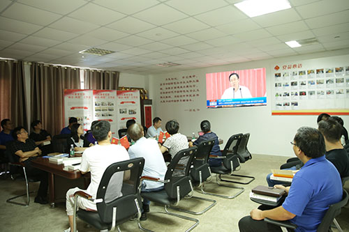 老街玉祥集团公司党支部开展主题党日活动