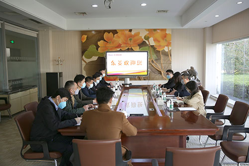 蚌埠市禹会戋戋长陈常林一行到访老街玉祥集团公司