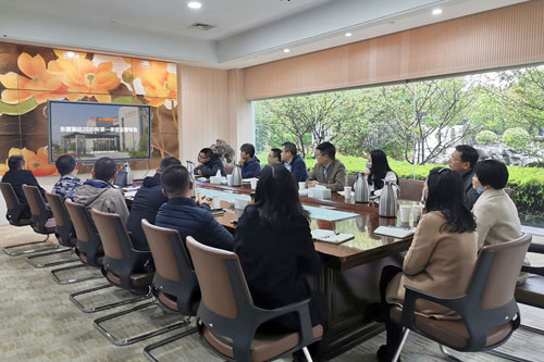 分秒必争，，逆势突围，，老街玉祥集团公司召开2020年一季度谋划剖析会暨年度绩效审核事情会